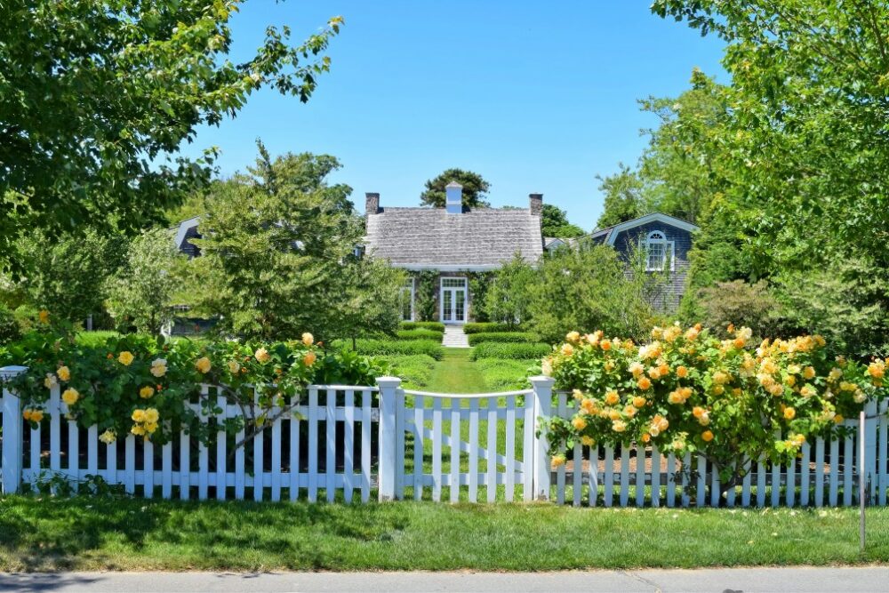 Des idées de décoration de clôtures pour votre jardin