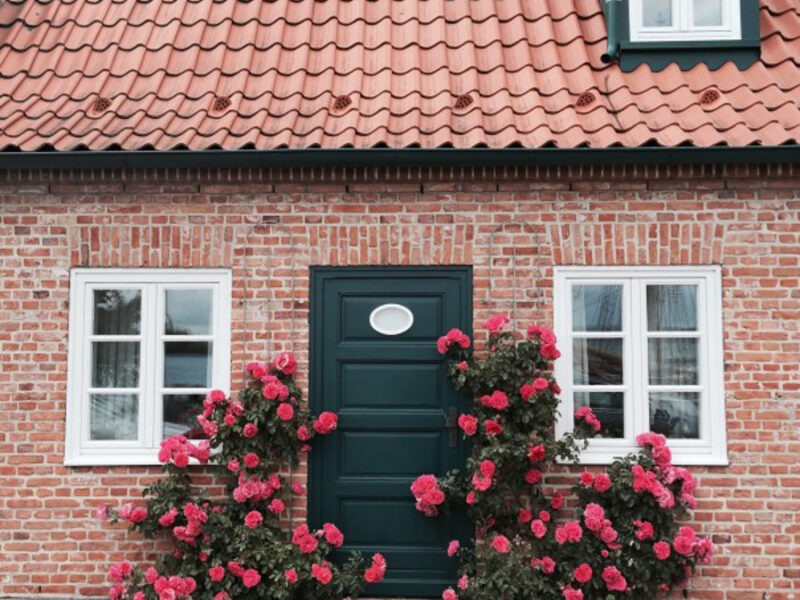 Toiture : 4 conseils pour choisir la bonne couleur de toit pour votre maison