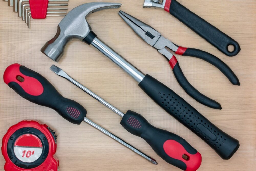 Les 10 outils essentiels pour tout projet de bricolage