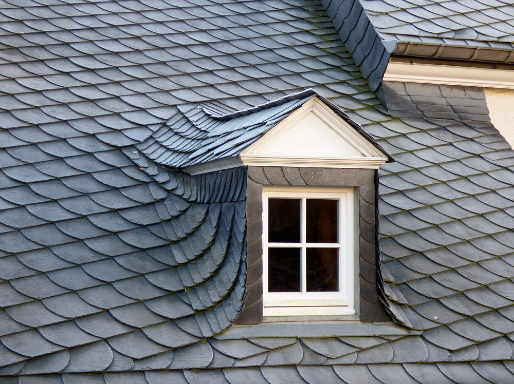 Quels sont les avantages d’une toiture en ardoise ?
