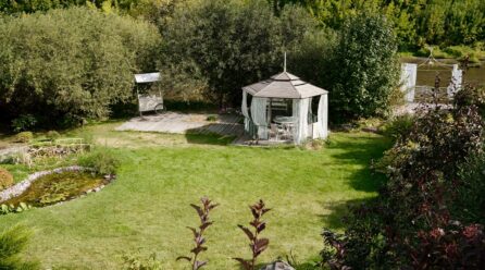 Comment l’entretenir sa tonnelle de jardin et la préserver pour une longue durée de vie ?